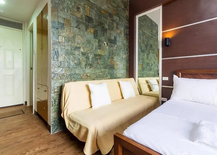 Antonio's Place, 3 Mins To Mactan Airport, Fast Internet, Netflix, Pool, Gym Apartment