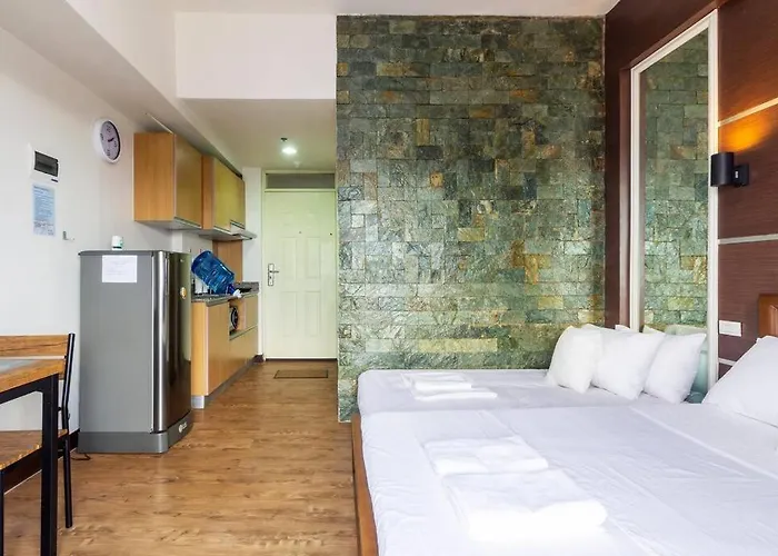 Antonio's Place, 3 Mins To Mactan Airport, Fast Internet, Netflix, Pool, Gym * Lapu-Lapu City