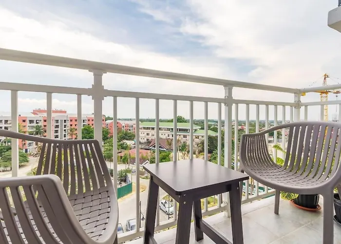 Antonio's Place, 3 Mins To Mactan Airport, Fast Internet, Netflix, Pool, Gym Apartment