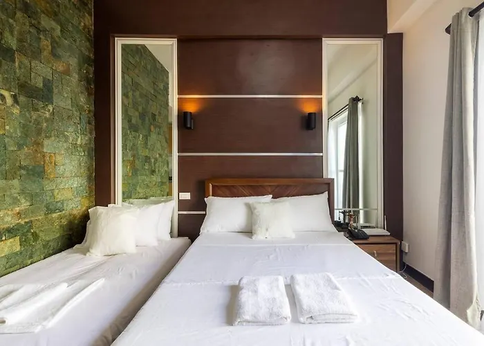 Antonio's Place, 3 Mins To Mactan Airport, Fast Internet, Netflix, Pool, Gym * Lapu-Lapu City